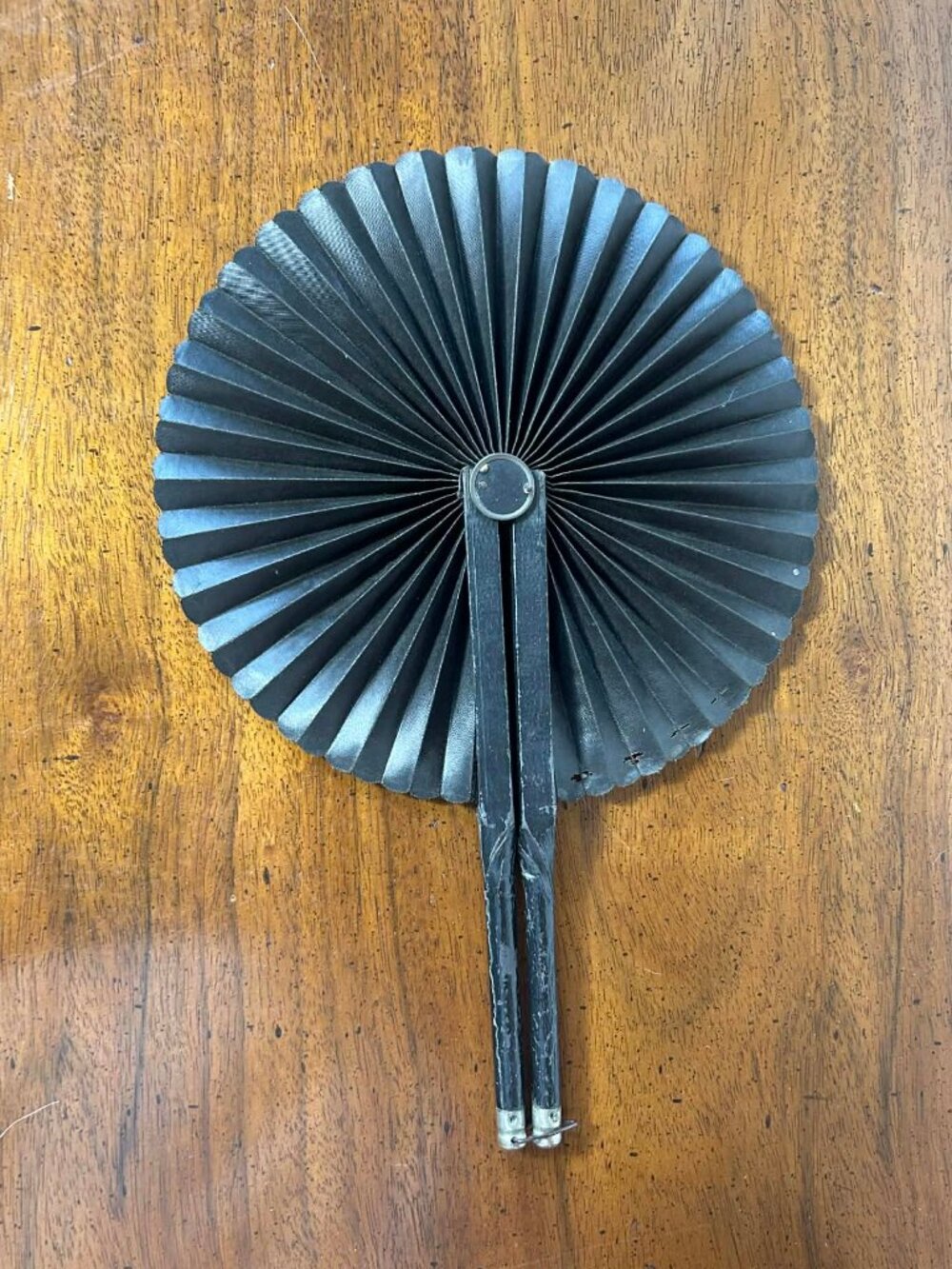 Antique Victorian mourning hand fan